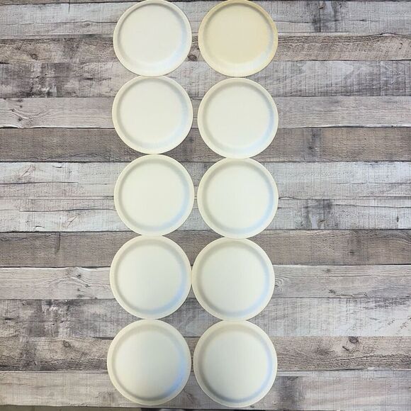 Vintage 10 Piece Superbowl 1993 Commemerative Paper Plates Football Collectible - Picture 2 of 2